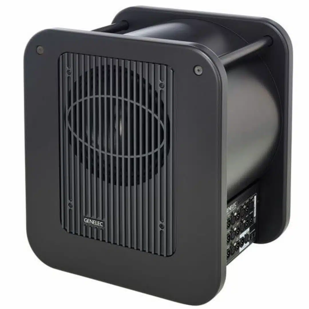 Las 10 mejores cajas de subwoofer 13 Genelec 7360 APM