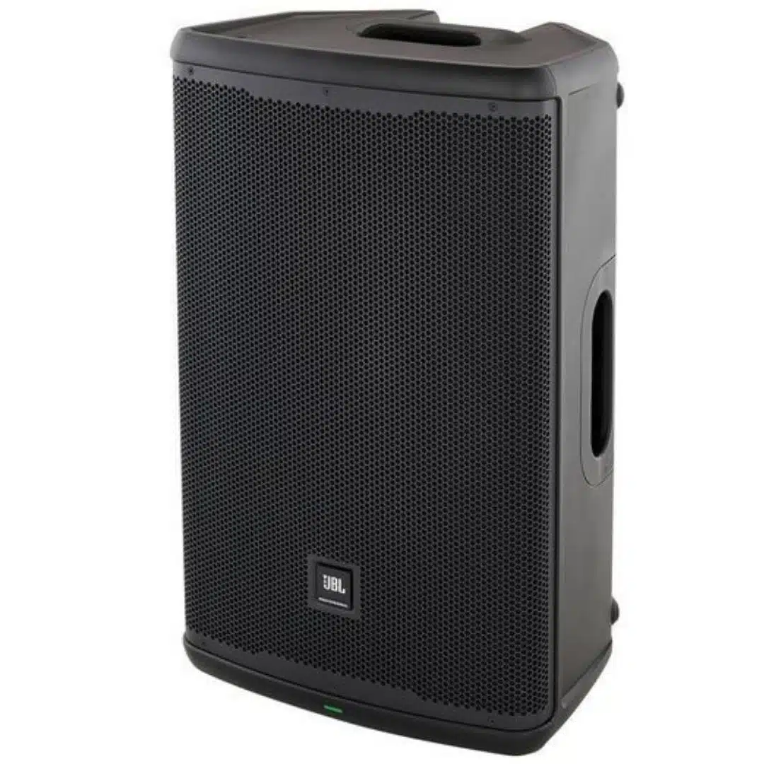 JBL EON715