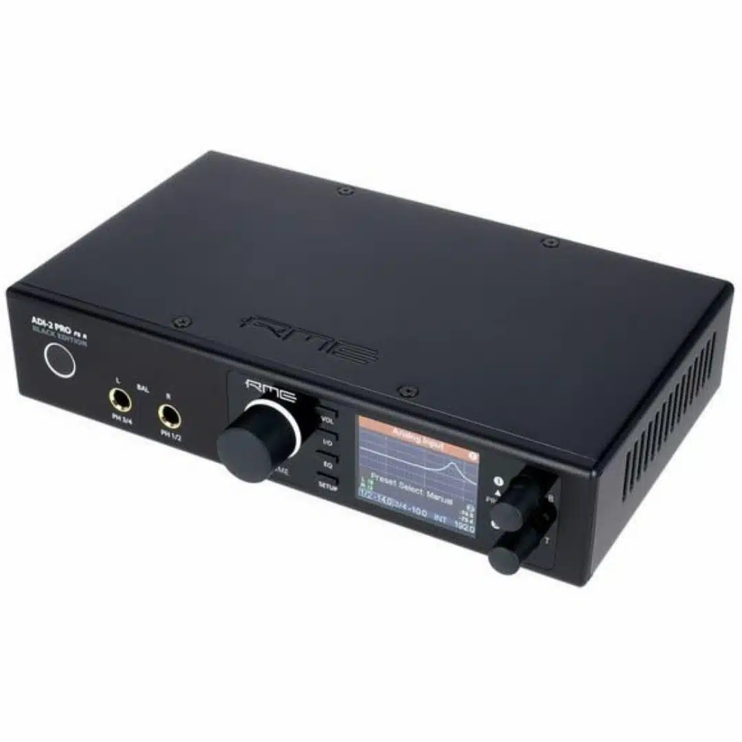 RME ADI-2 Pro FS R Black Edition