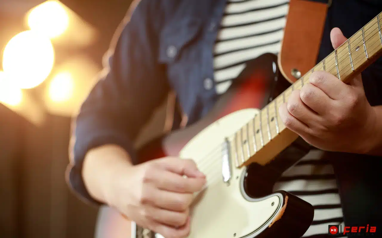 Aprende a tocar guitarra eléctrica como un profesional 3 Practicando y mejorando tus habilidades