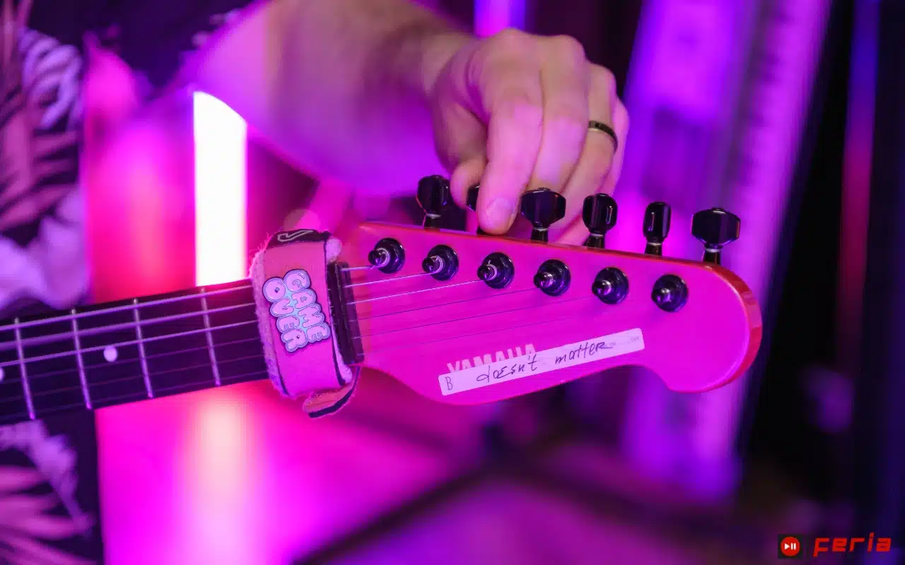 Afinar Guitarra Eléctrica: Guía Completa y Consejos Prácticos