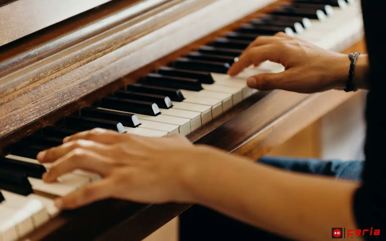 Descubriendo la familia a la que pertenece el piano