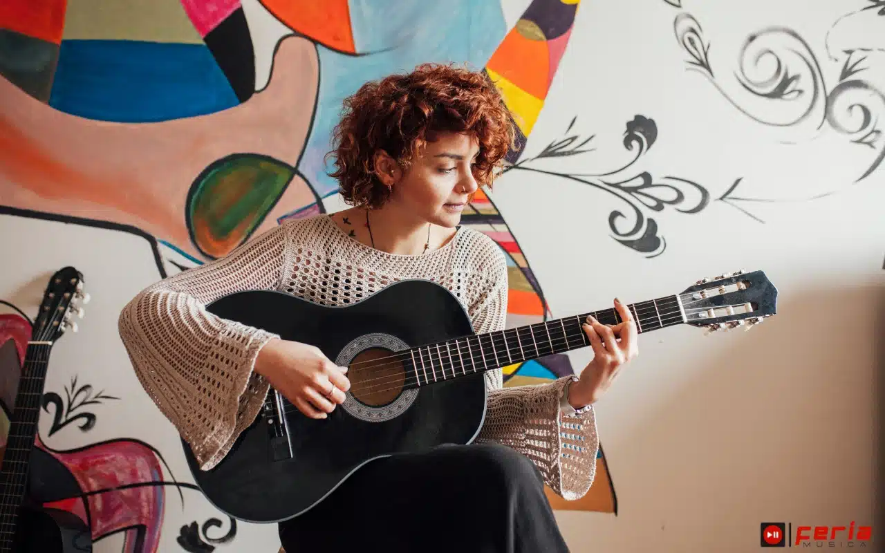 Las mejores canciones para acompañar con guitarra: ¡Toca tu música favorita! 2 Lista de canciones para acompañar con guitarra
