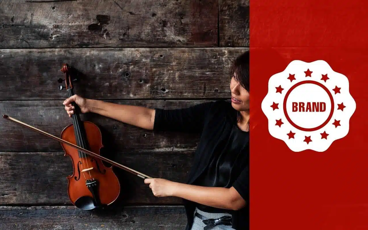 marque du modèle de violon pour gaucher