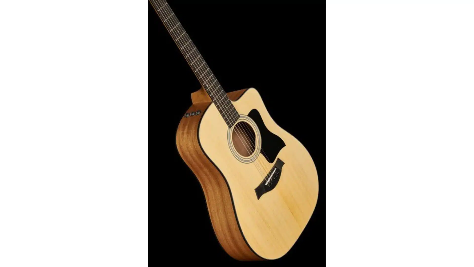 Découvrez le Taylor 110ce-S Sapele: La guitare électro-acoustique qui défie toutes les attentes! 3 Taylor 110ce S Sapele cordes