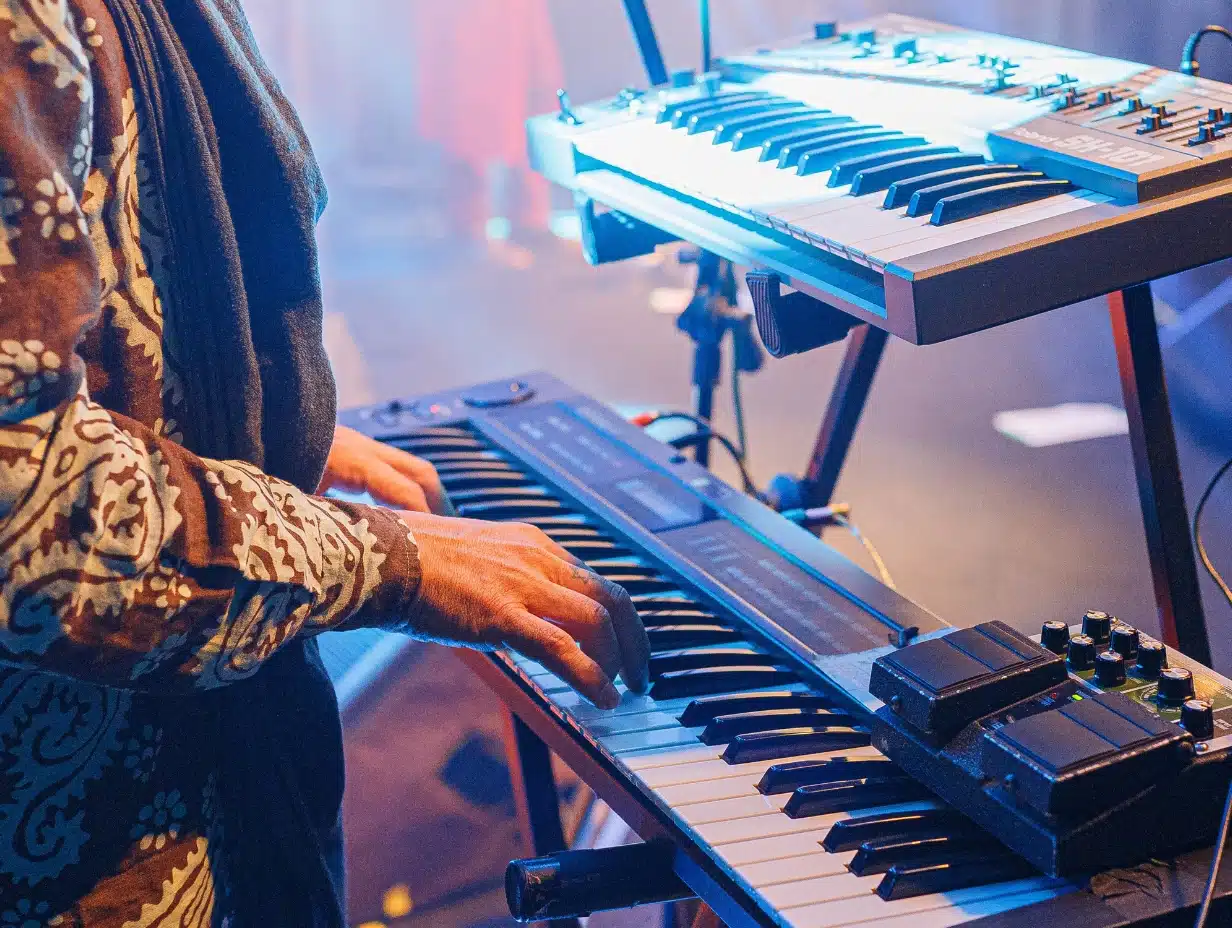 Qu'est-ce qui rend le son d'un piano unique