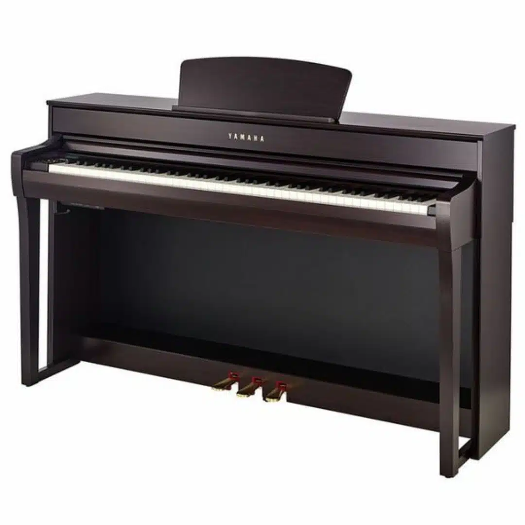 Yamaha CLP-735 R