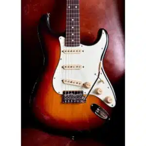 FGN Neo Classic NST100RAL-3TS - Guitare électrique - 3 Tone Sunburst - avec housse