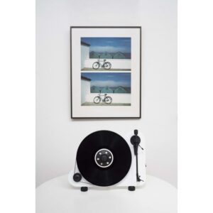 PRO-JECT Platine vinyle PRO-JECT Vertical Turnatable E OM5 droitier blanc