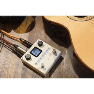 EKO Baio Guitare Acoustique Multieffet Sur Batterie