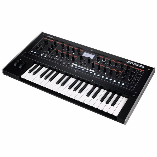 Roland Jupiter-Xm 12 Roland Jupiter-Xm – vista del producto