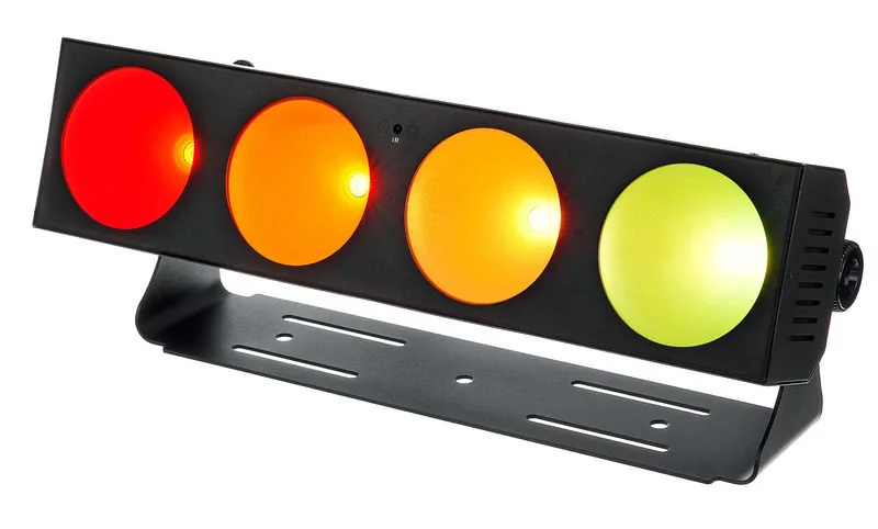Home 47 Barra LED Eurolite LED CBB-4 COB RGB Bar con cuatro LEDs COB de 23 W